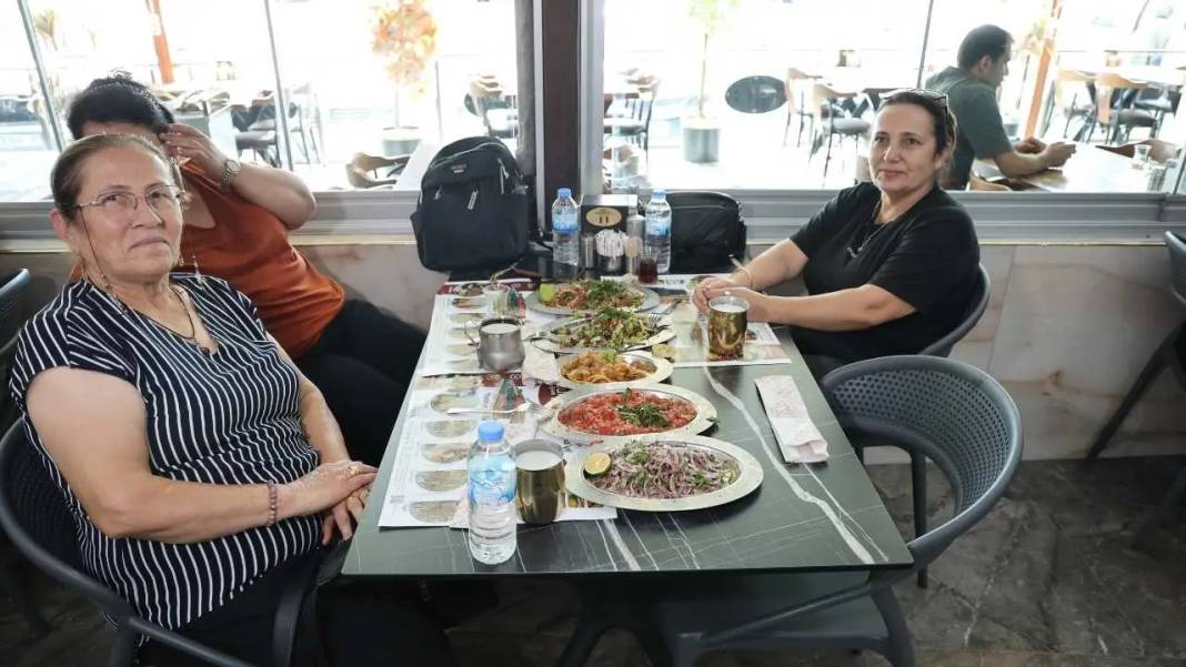 Adana Lezzet Festivali Başlıyor: 1 Milyon Kişi Kebaba Koşacak! 8